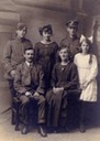 Billy, Win, Arthur, Glad, and their parents 1918